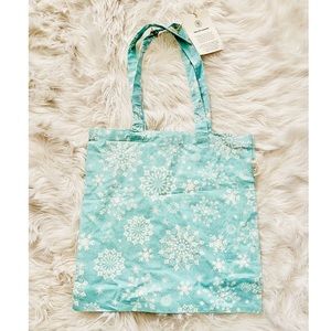 Mahogany Bag with A Purpose Snowflake Graphic Blue Linen Tote Bag